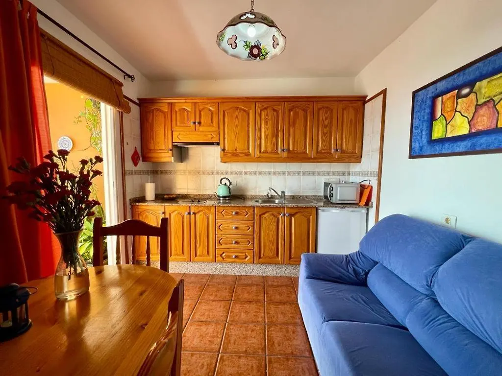 Apartamentos Ana 塔扎克蒂 西班牙